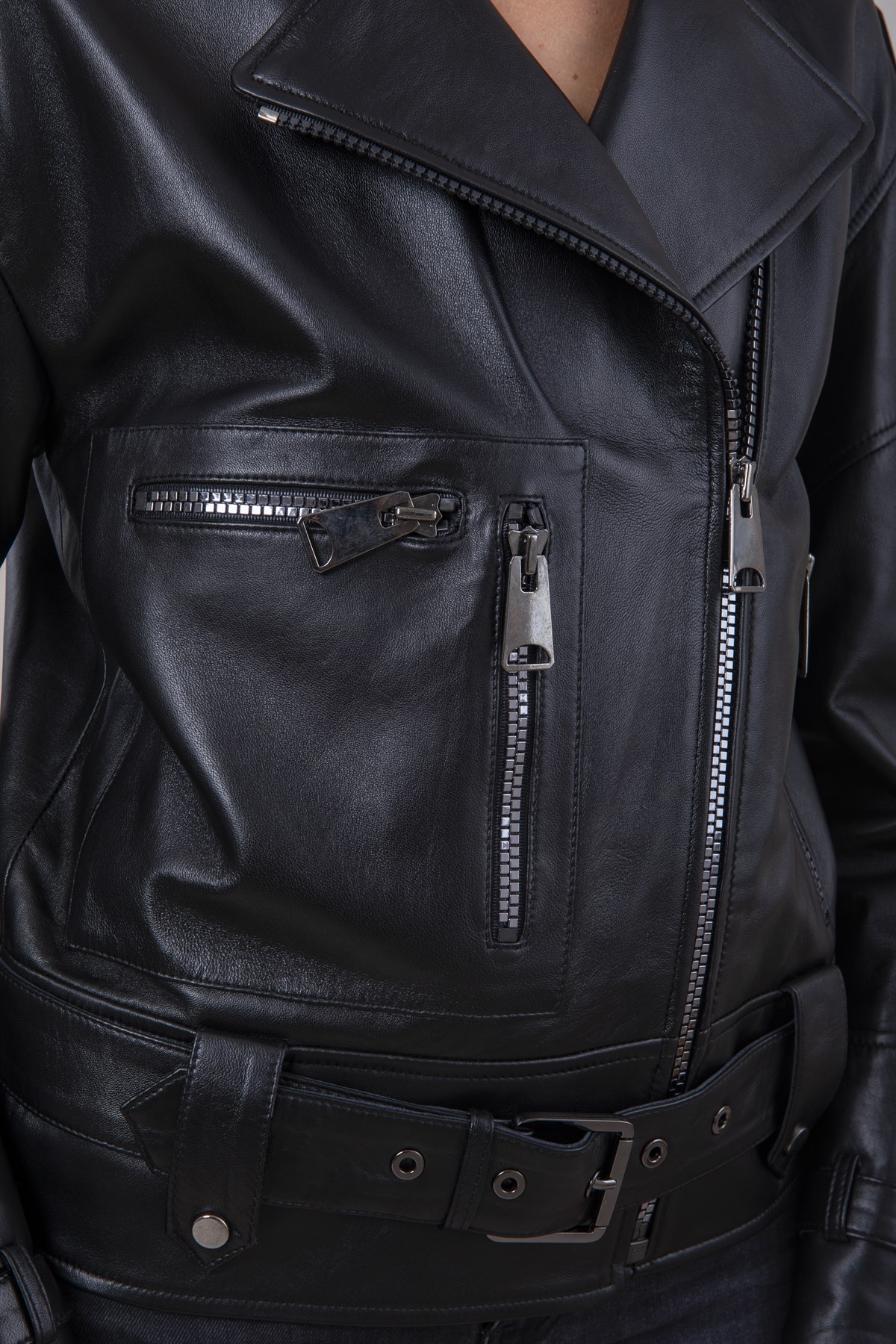 Picture of Female black napa leather jacket