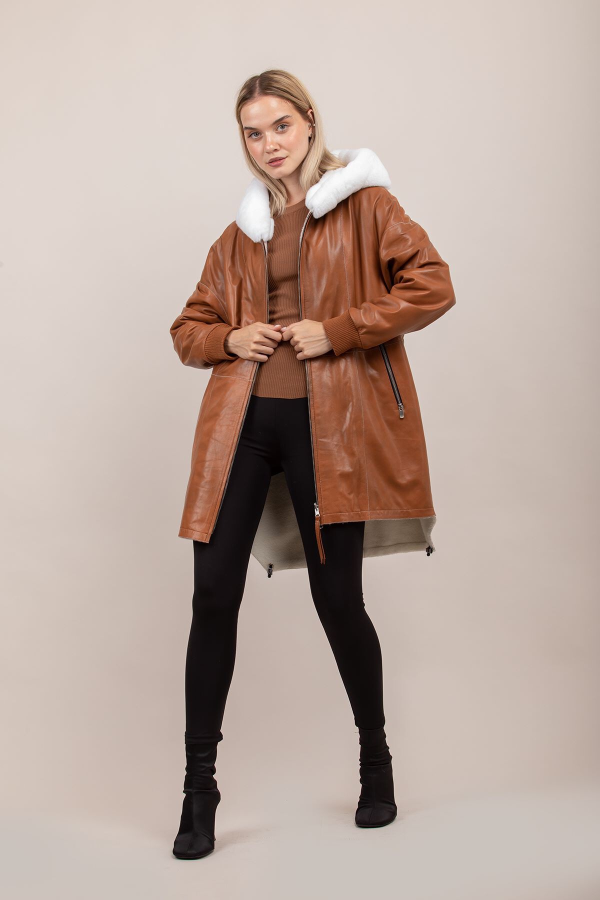 Picture of The best of the female whiskey leather coat