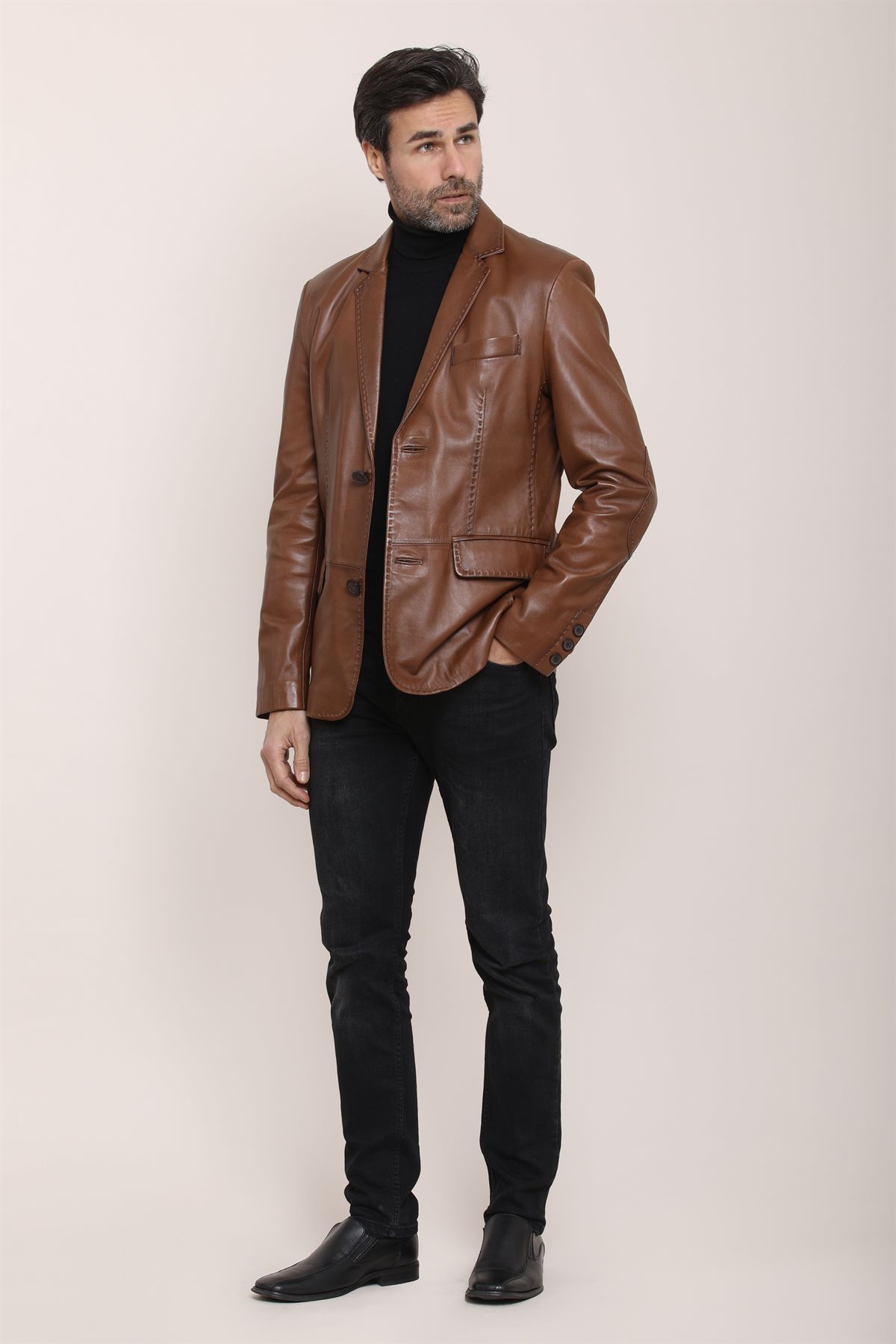Picture of Men's chestnut leather blazer