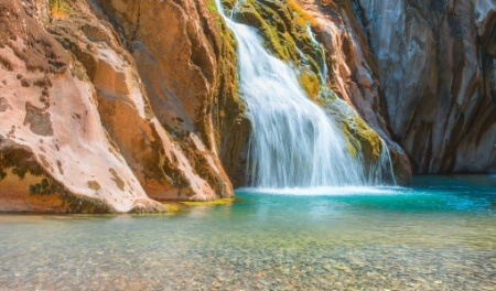 تصویر برای پست وبلاگ Top 11 Beautiful Waterfalls in Turkey that You Must See