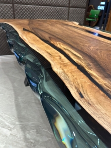 Picture of Walnut Wood Conferance Table 