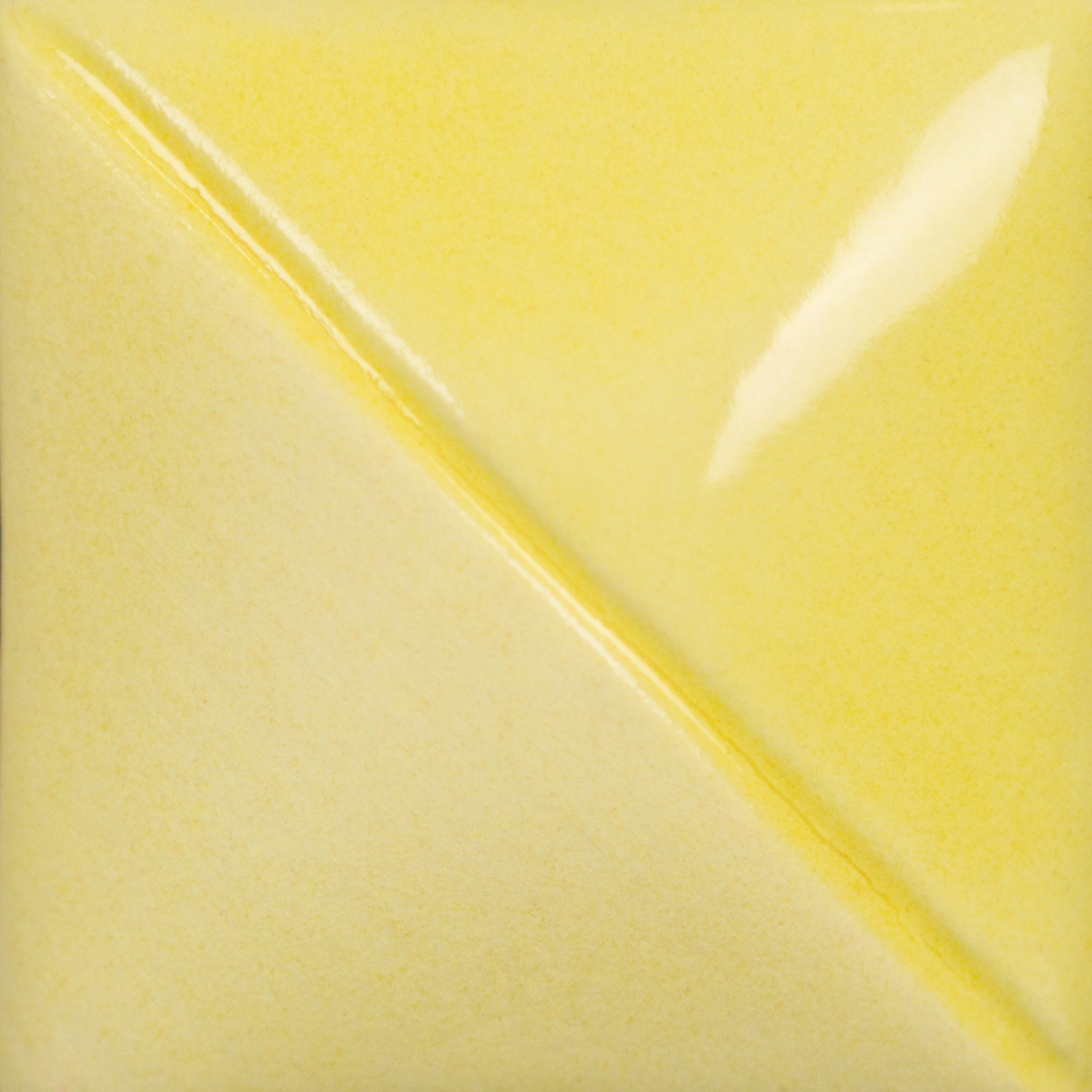 Picture of Mayco UG-222 Soft Yellow Underglaze Paint