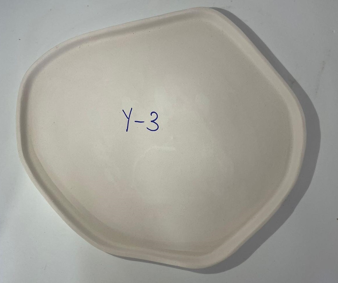 Picture of Y-3 MEDIUM SIZE TRAPEZOLE PLATE MOLD