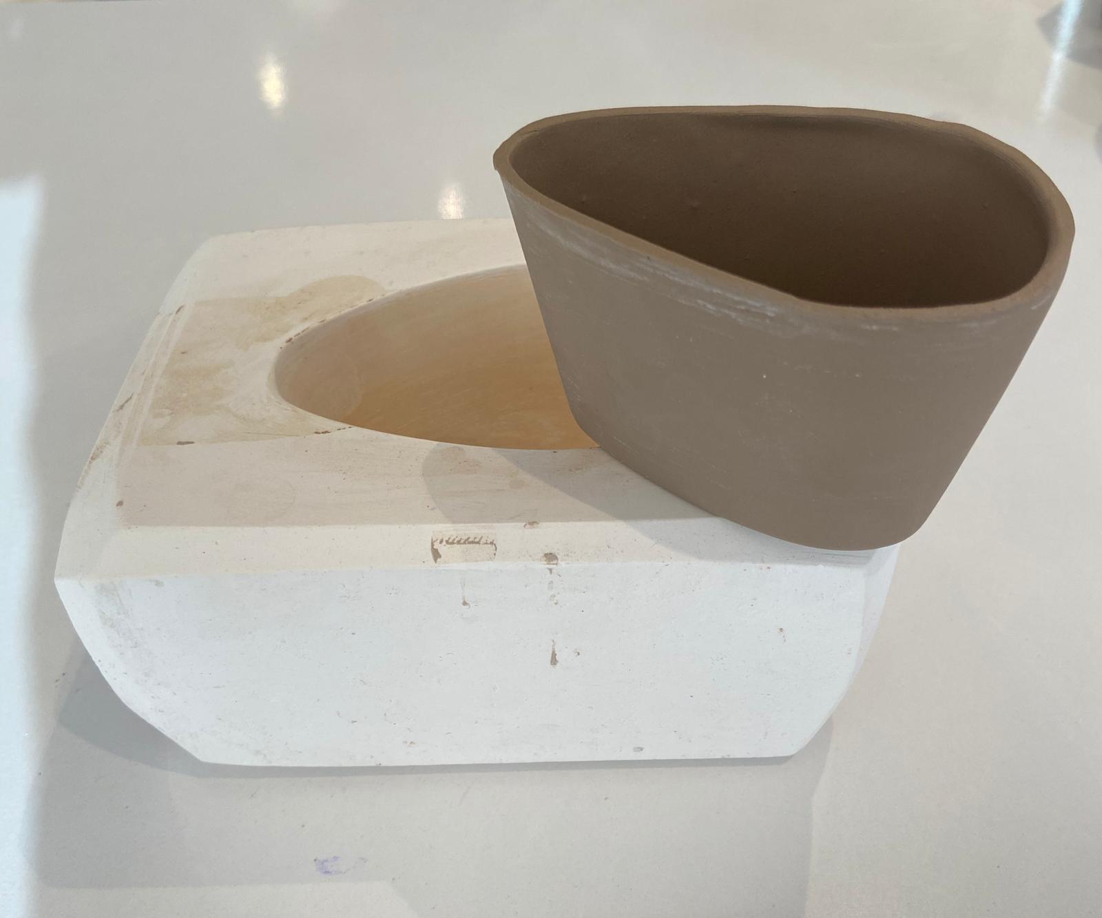 Picture of FNC-102 AMORPHOUS CUP MOLD