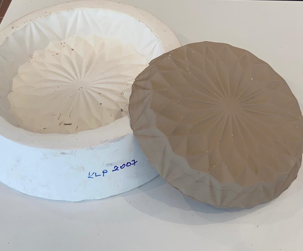 Picture of KLP2007 PATTERNED PLATE MOLD